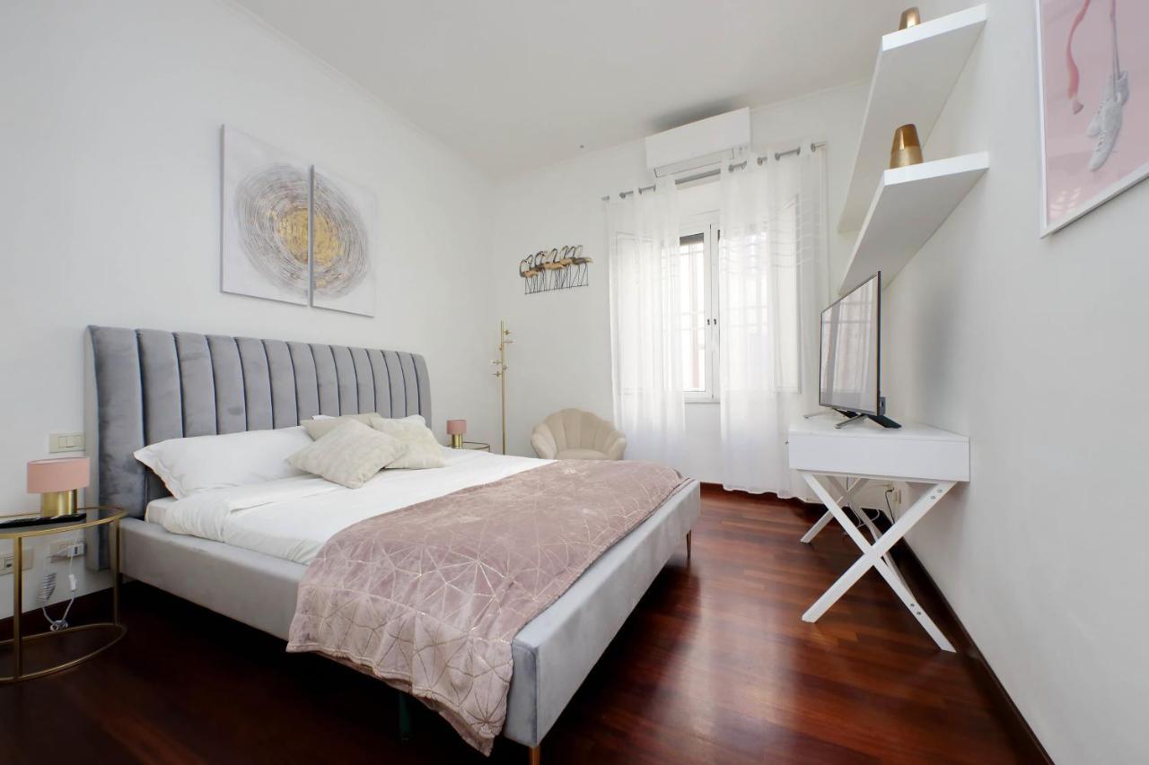 Domus Lou Elegante Appartamento In Trastevere Roma Exterior photo